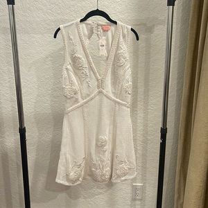 Anthropologie white dress, Size large. NWT